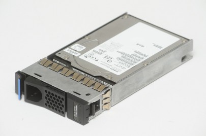 IBM / NetApp 23R2964 108-00072+A0 72 GB 10K FC Hot Swap Festplatte
