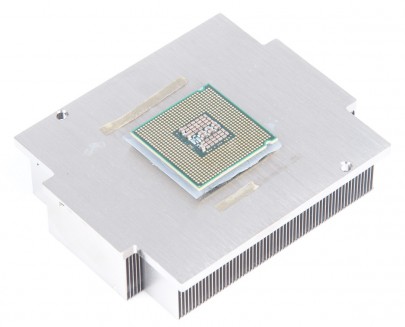 HP DL360 G5 XEON CPU E5405 2.33 GHz Quad Core SLBBP + Kühlkörper 412210-001